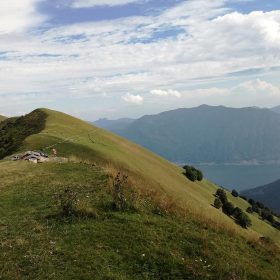 vista-monte-galbiga-lenno-lago-di-como-rifugio